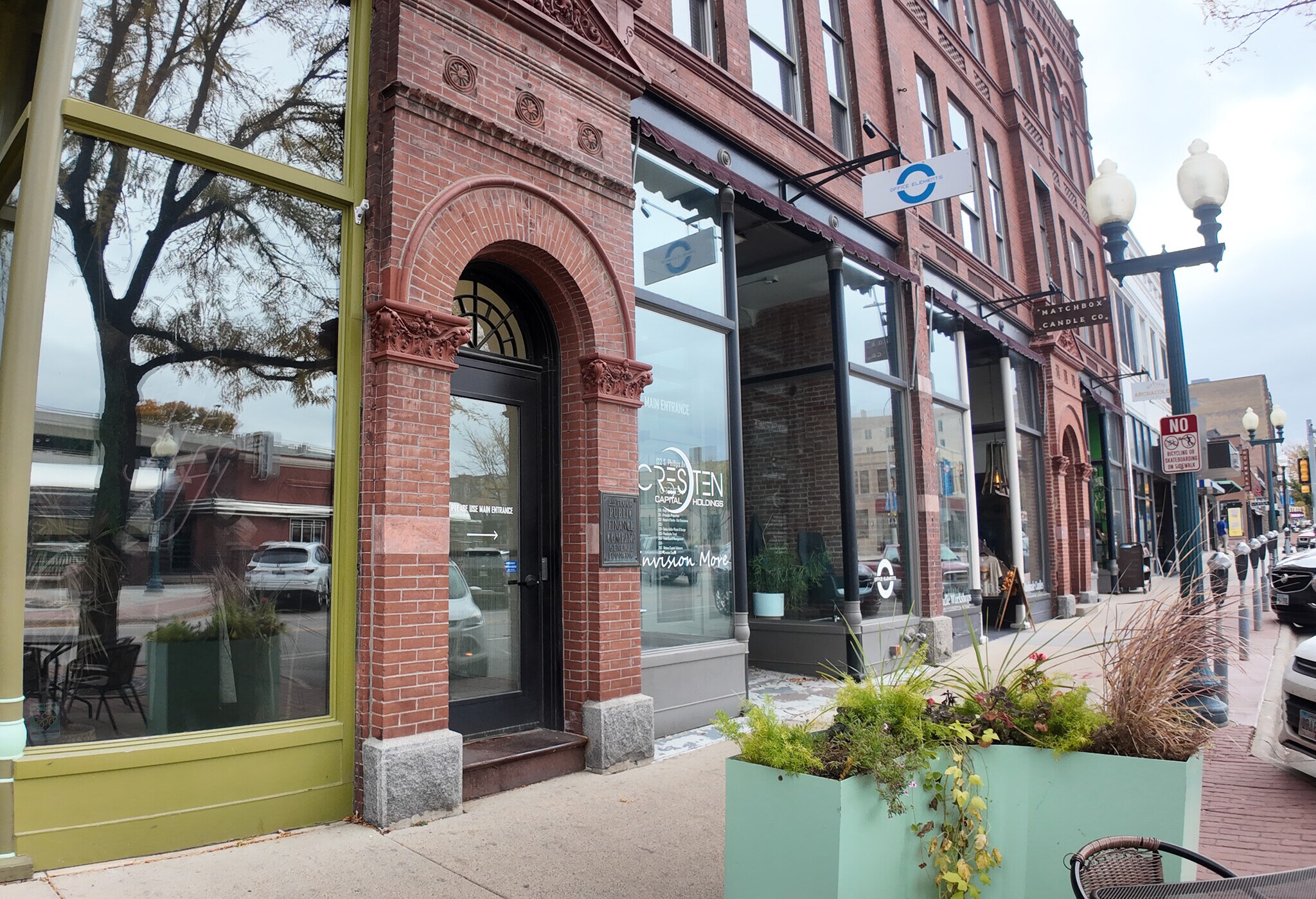 120-122 S Phillips Ave, Sioux Falls, SD for lease Building Photo- Image 1 of 5