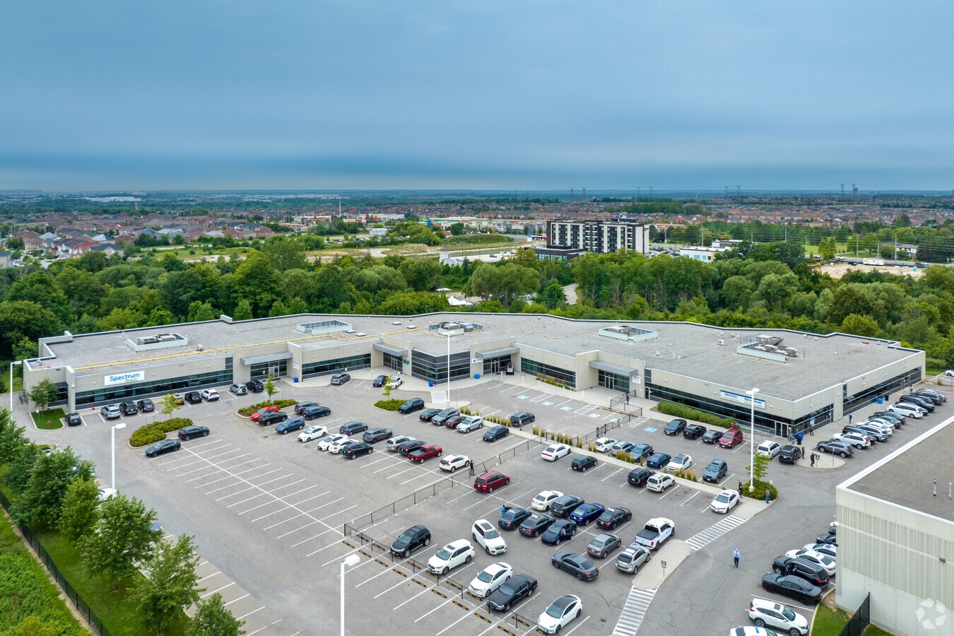 255 Longside Dr, Mississauga, ON L5W 1N5 255 Longside Dr, Mississauga, ON L5W 1N5