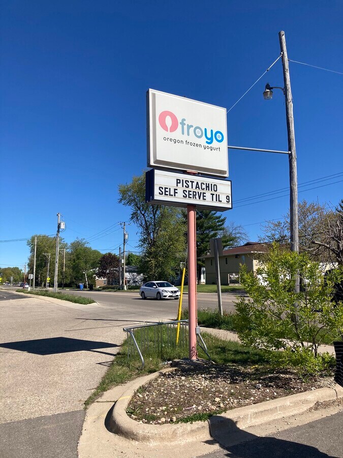 856 Janesville St, Oregon, WI 53575