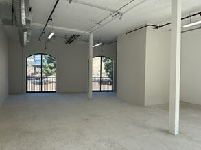 4671-4681 Huntington Dr S, Los Angeles, CA for lease Interior Photo- Image 1 of 4