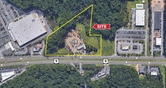 More details for 24 US Highway 9, Morganville, NJ - Retail for Lease