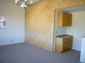 28328 Agoura Rd, Agoura Hills, CA for lease Interior Photo- Image 2 of 4