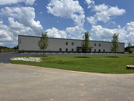 1220 Commerce Dr, Madison GA - Warehouse