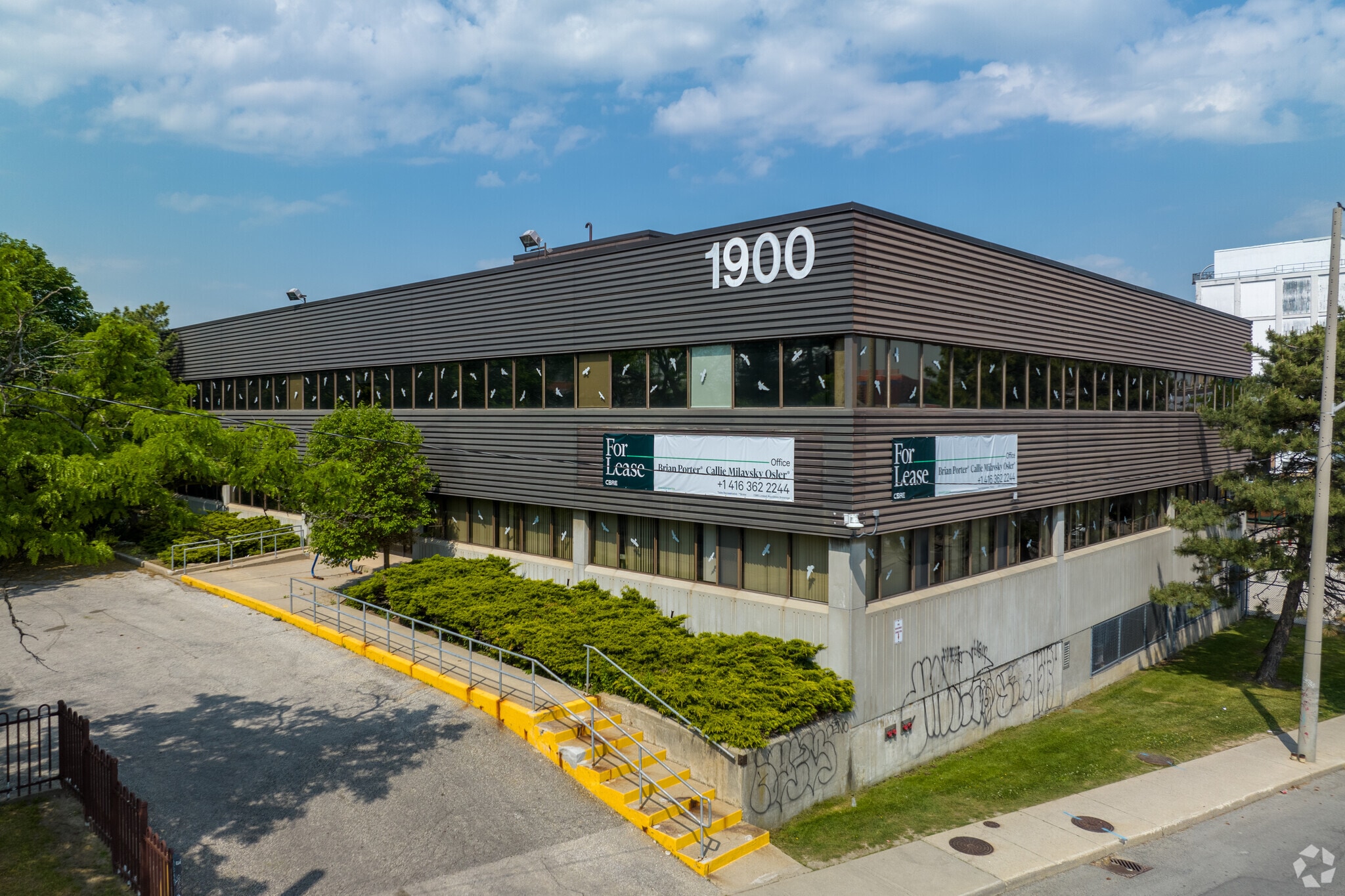 1900 Dundas St W, Toronto, ON for sale Building Photo- Image 1 of 1