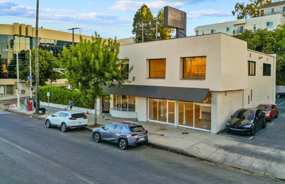 11908 Ventura Blvd, Studio City, CA for lease - Building Photo - Image 3 of 26