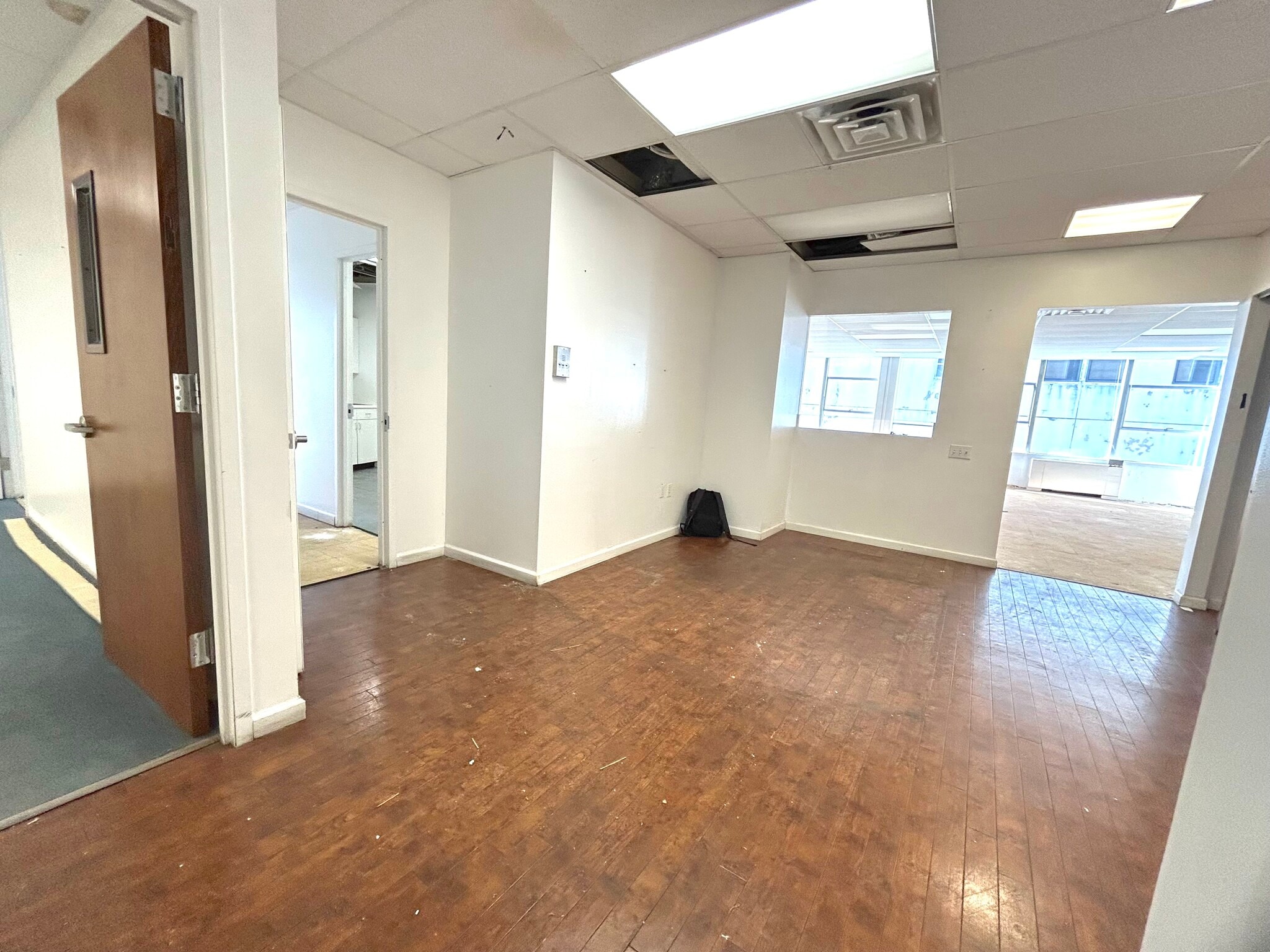 190 E Post Rd, White Plains, NY for lease Interior Photo- Image 1 of 8