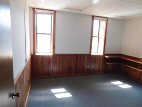 42 Dorset Ln, Williston, VT for lease Interior Photo- Image 1 of 8