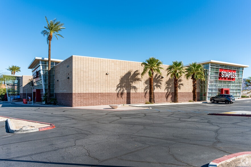 5001 E Ramon Rd, Palm Springs, CA for sale - Primary Photo - Image 1 of 1