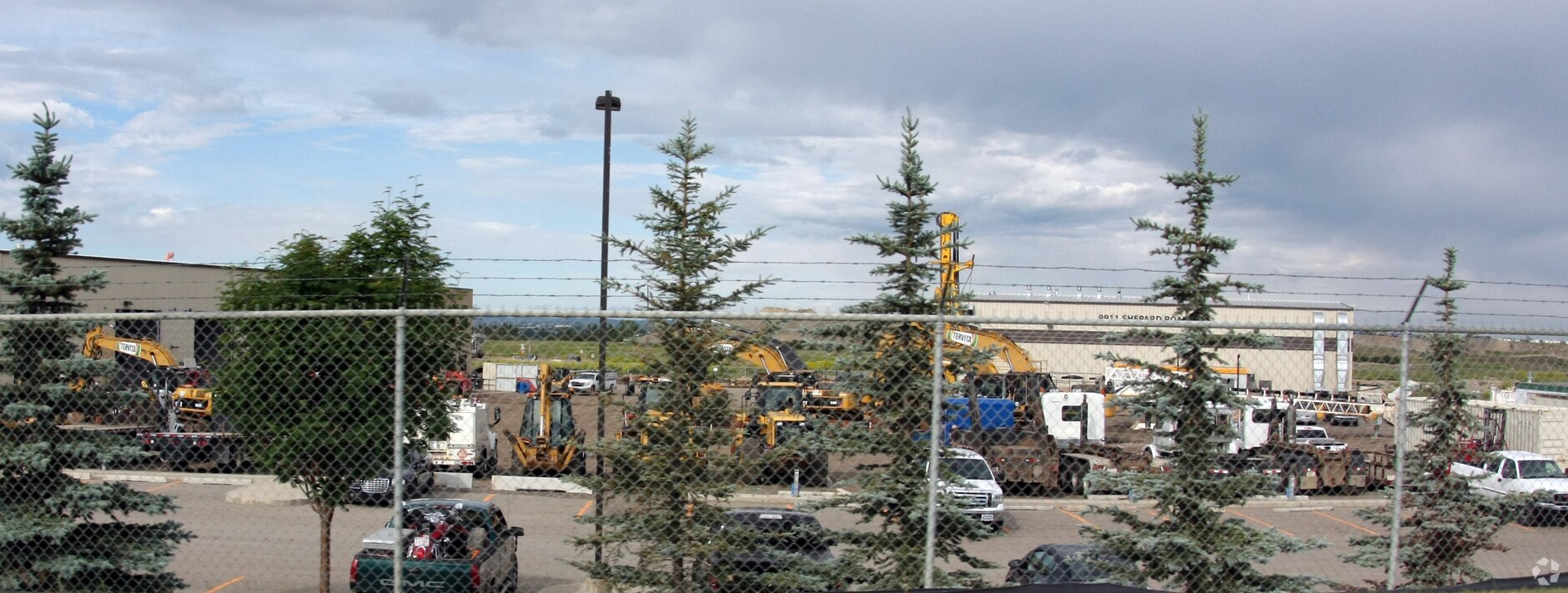 10501 Barlow Trail SE, Calgary, AB