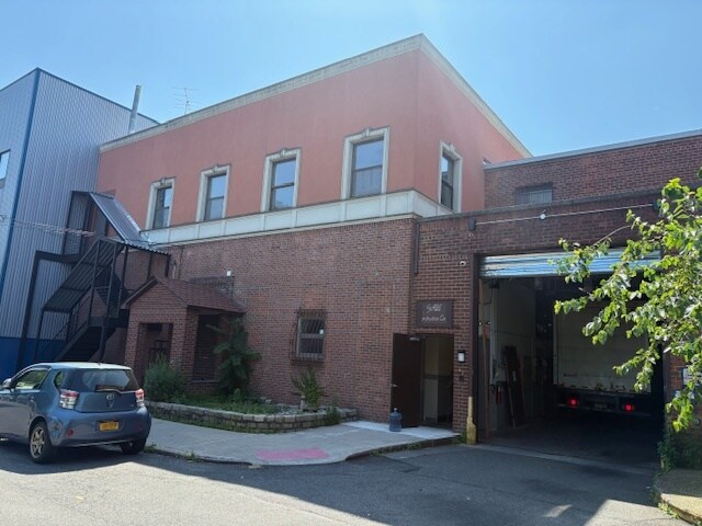 8334 72nd Dr, Glendale, NY for sale - Building Photo - Image 1 of 1