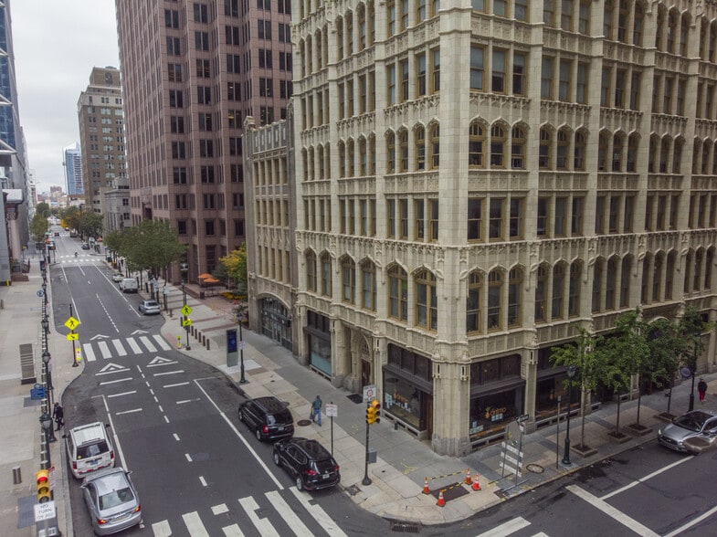 100 N 17th St, Philadelphia, PA for lease - Primary Photo - Image 3 of 3