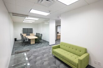 5440 Harvest Hill Rd, Dallas, TX for lease Interior Photo- Image 1 of 6