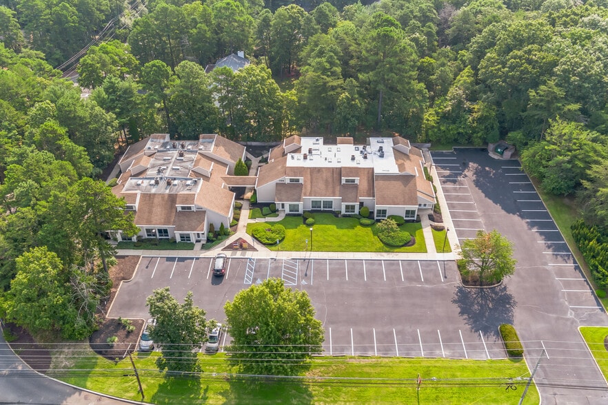 Sturbridge Office Park portfolio of 2 properties for sale on LoopNet.com - Aerial - Image 1 of 16