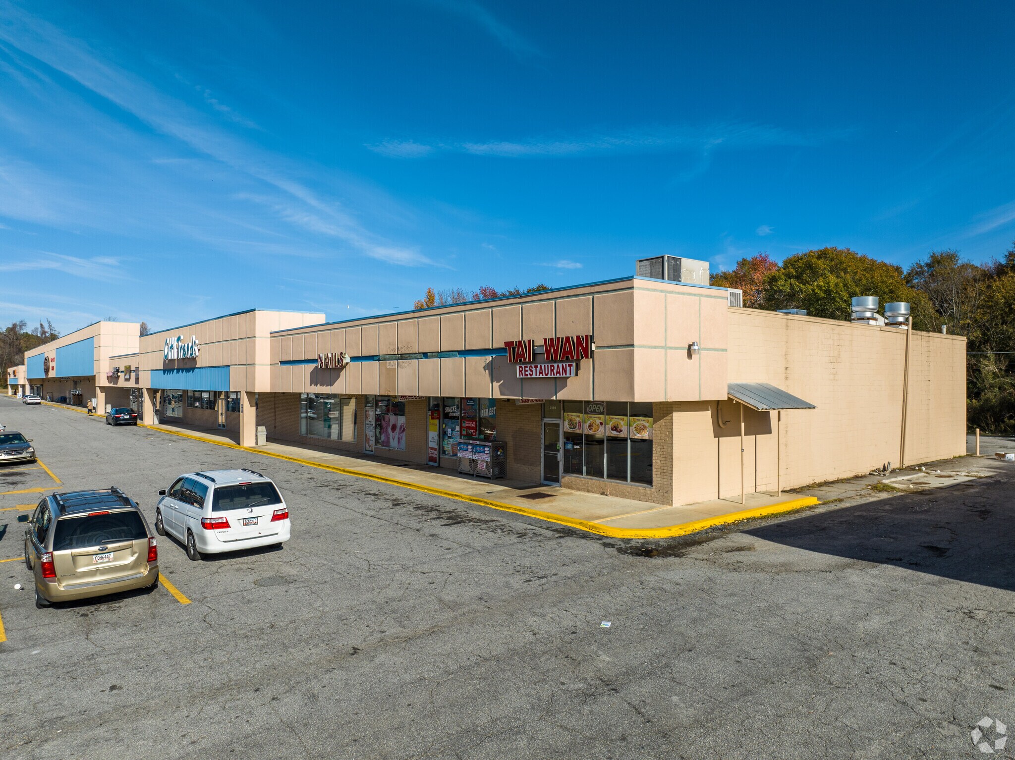 3804-3896 Pio Nono Ave, Macon, GA for sale Primary Photo- Image 1 of 1