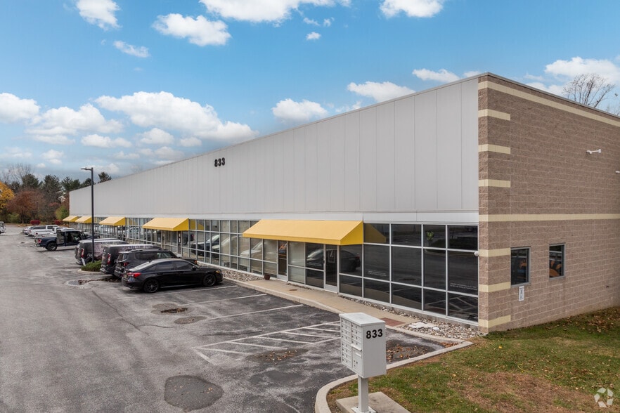 833 Lincoln Ave, West Chester, PA for sale - Primary Photo - Image 2 of 4