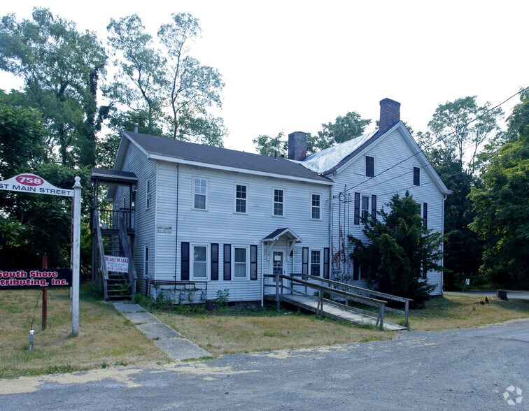 758 E Main St, Middletown, NY for sale - Primary Photo - Image 1 of 1