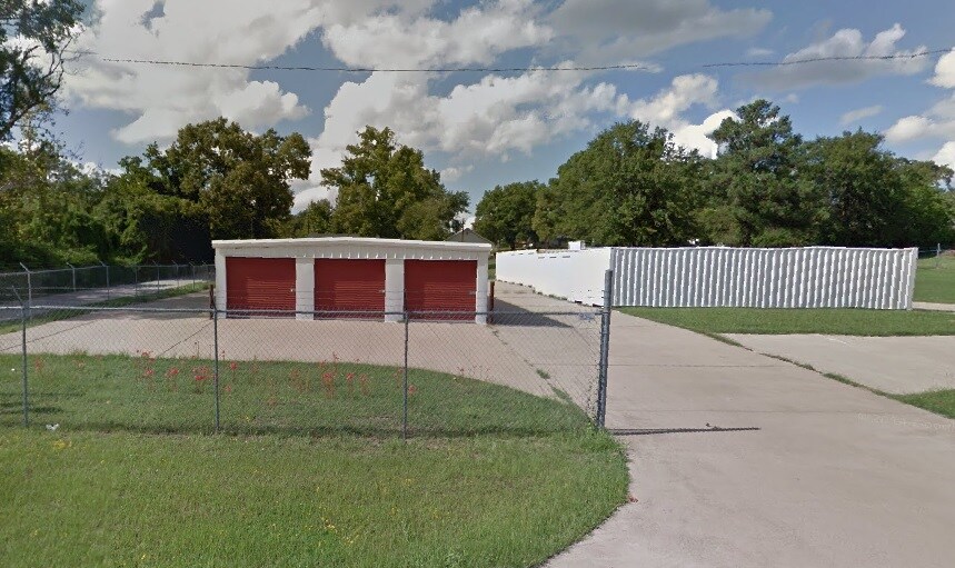 208 W Front St, Arp, TX for sale - Primary Photo - Image 1 of 1