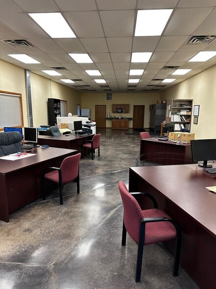 6310-6330 Industrial Dr, Eden Prairie, MN for sale - Building Photo - Image 2 of 9