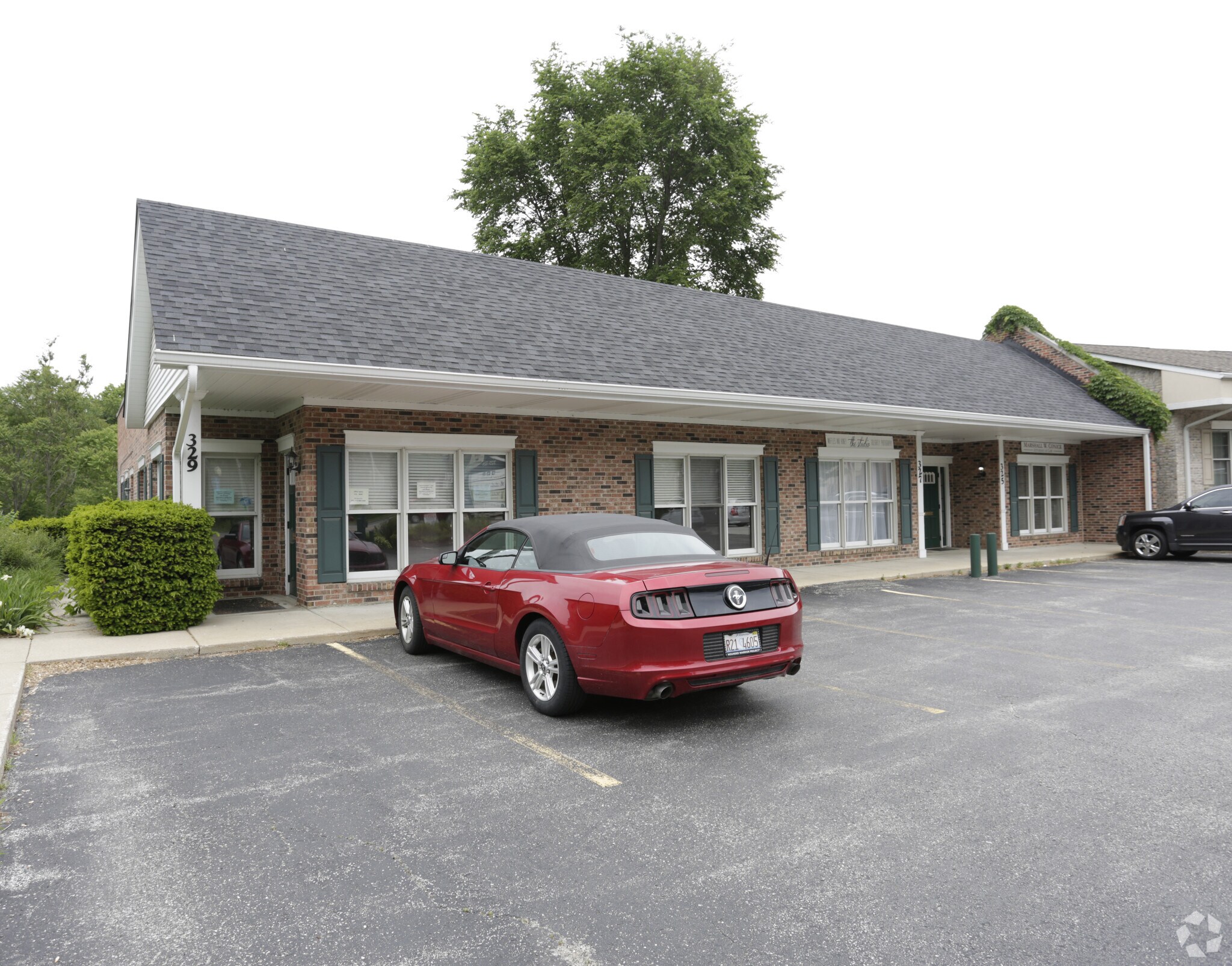 325-329 W Maple St, New Lenox, IL for sale Primary Photo- Image 1 of 1