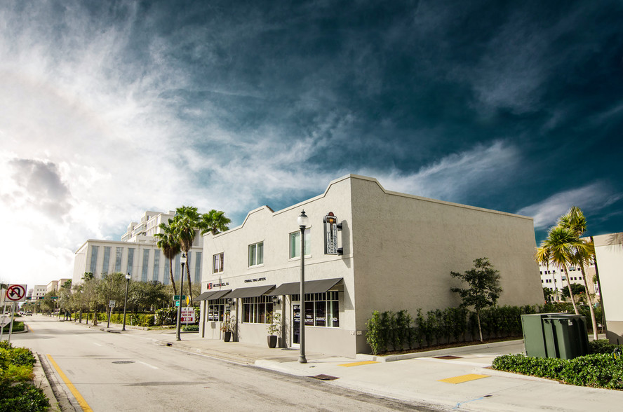 601 N Dixie Hwy, West Palm Beach, FL for lease - Building Photo - Image 2 of 4