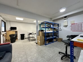 Lancaster Rd, Shrewsbury for lease Interior Photo- Image 2 of 4