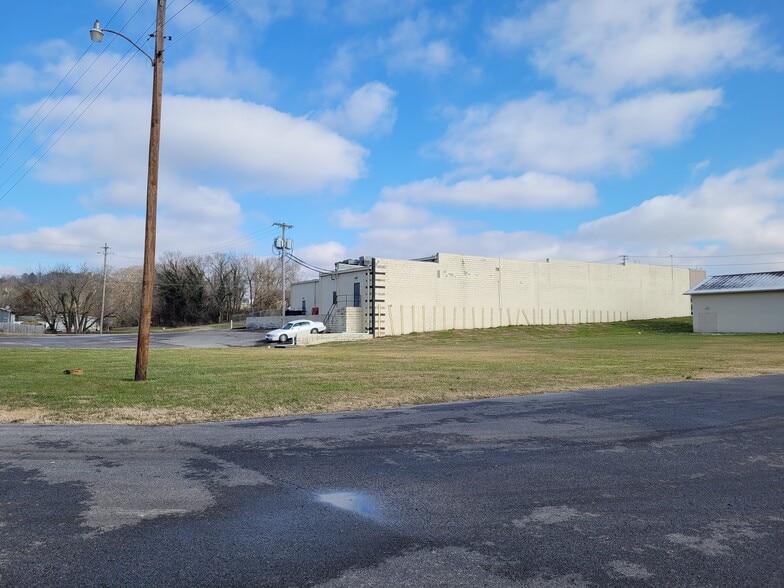 508 Ruritan Rd, Harriman, TN for sale - Building Photo - Image 2 of 10