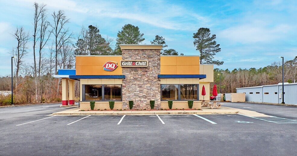 27490 Southampton Pkwy, Courtland, VA 23837 Dairy Queen