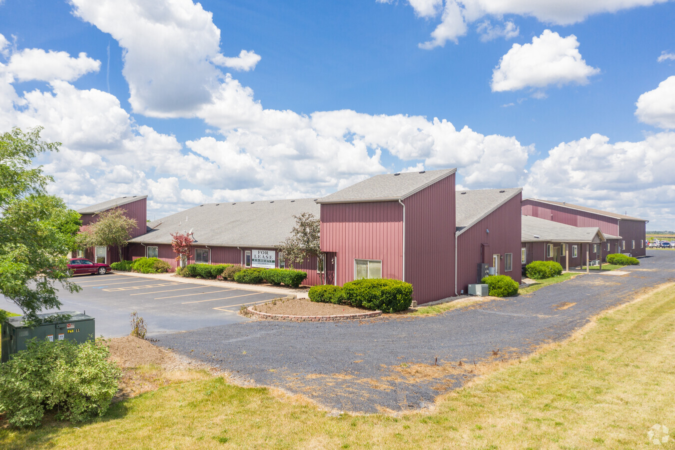 2029 Wood-Bridge Blvd, Bowling Green, OH 43402 - Flex for Lease | LoopNet