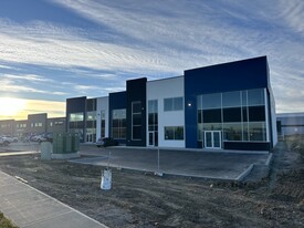 7071 107 Av SE, Calgary AB - Warehouse