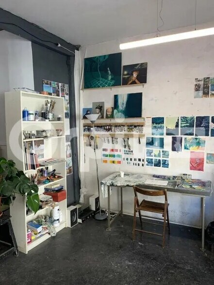 Retail in Bordeaux for lease - Interior Photo - Image 2 of 5