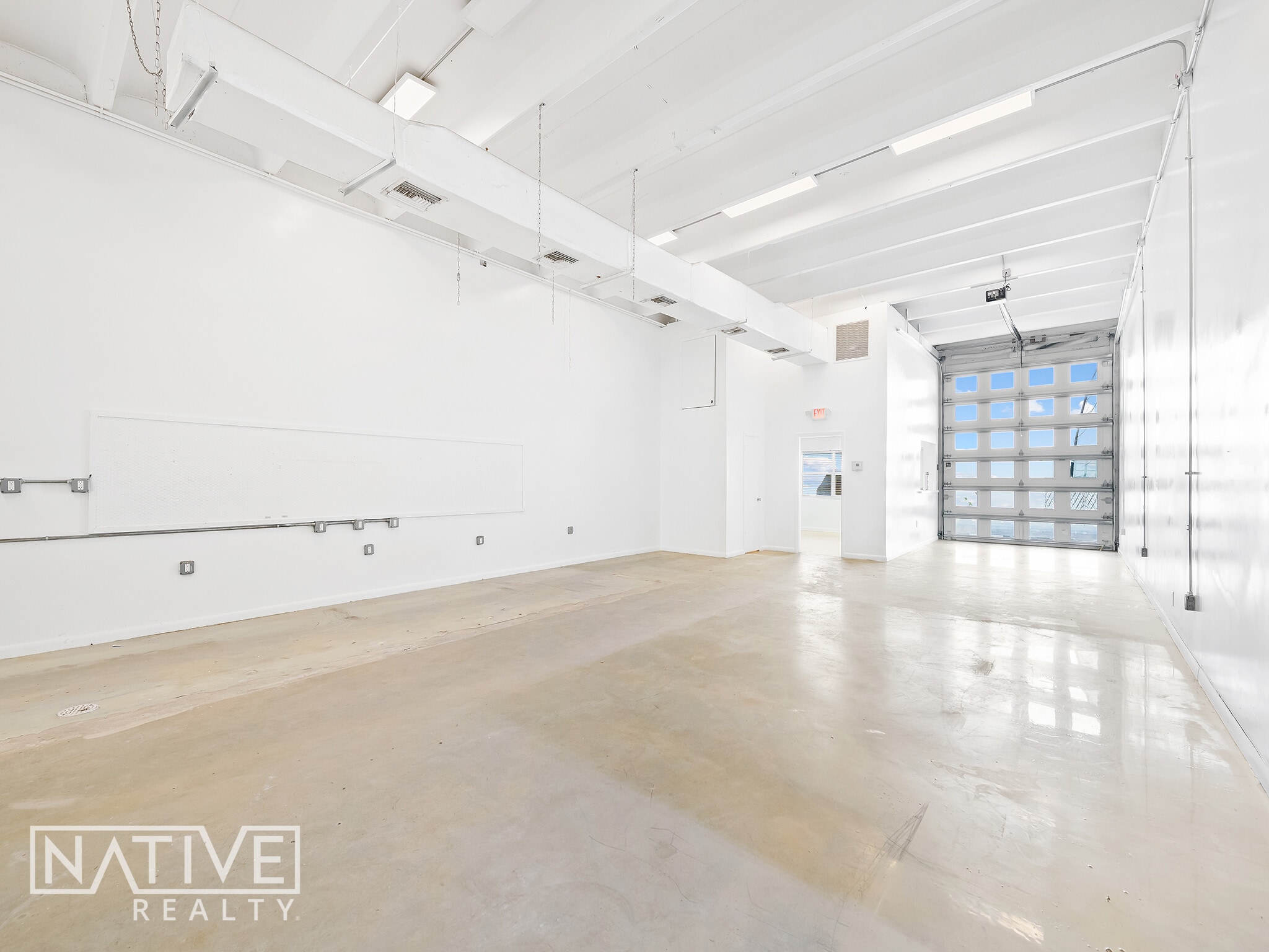 850 NE 13th St, Fort Lauderdale, FL for lease Interior Photo- Image 1 of 11