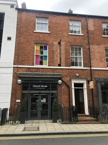 17-19 York Pl, Leeds for lease - Building Photo - Image 3 of 30