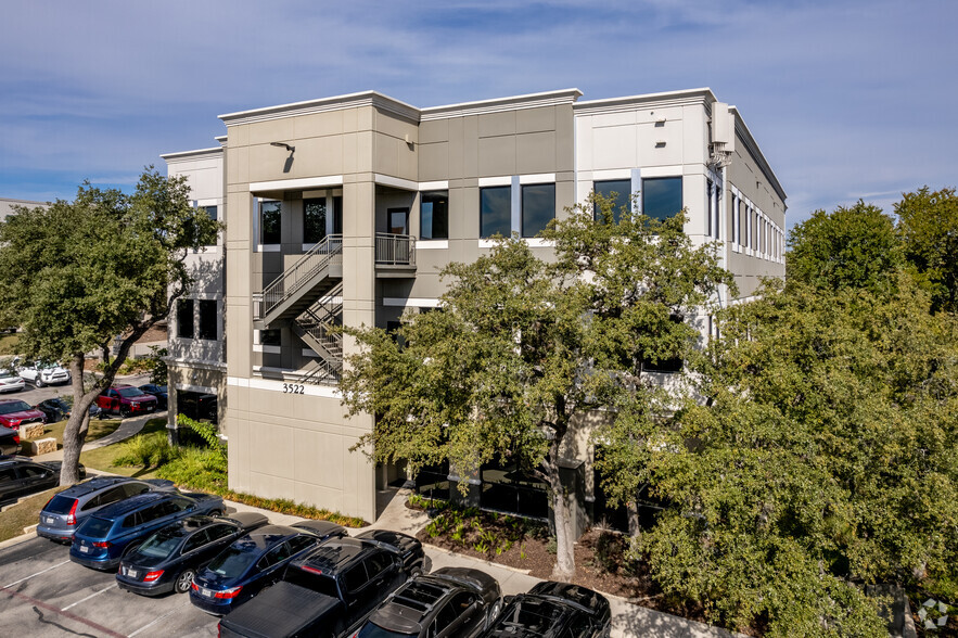 3522 Paesanos Pky, San Antonio, TX for lease - Building Photo - Image 3 of 10