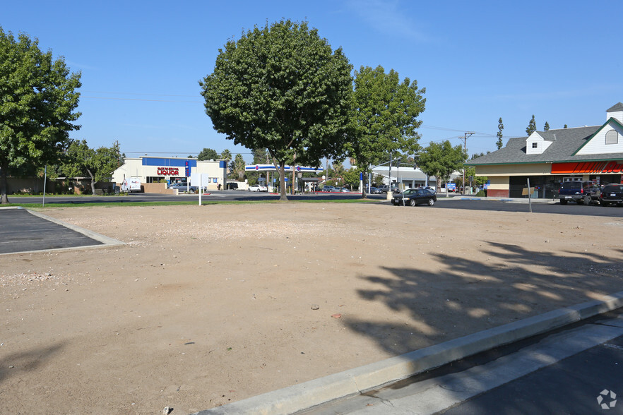 N 1st & Gettysburg Ave, Fresno, CA for lease - Building Photo - Image 3 of 5