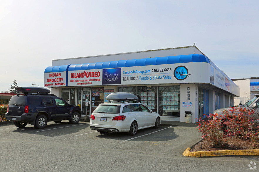 3388 Douglas St, Saanich, BC for lease - Primary Photo - Image 1 of 6