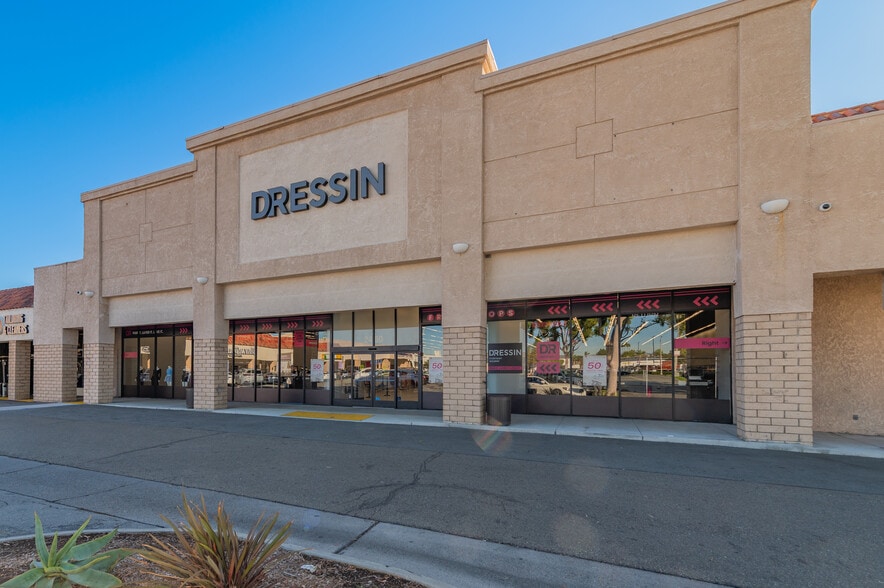 2450 E Chapman Ave, Fullerton, CA for lease - Building Photo - Image 3 of 10