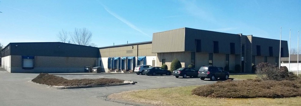 80 King Spring Rd, Windsor Locks, CT for sale - Building Photo - Image 1 of 1