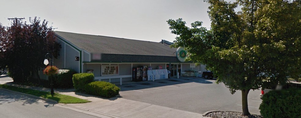 141 S High St, Roanoke, IN for sale - Building Photo - Image 1 of 1