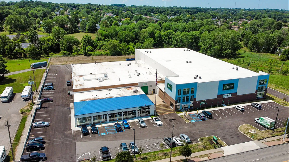 7800 Broadview Rd, Parma, OH for lease - Aerial - Image 2 of 3