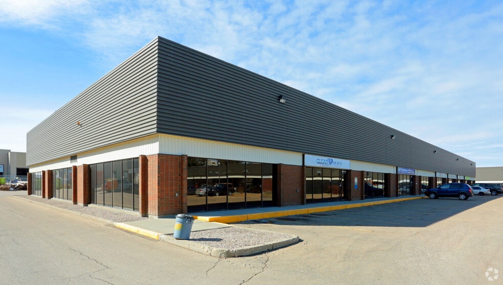 9505-9521 41st Ave NW, Edmonton, AB for sale - Primary Photo - Image 1 of 1