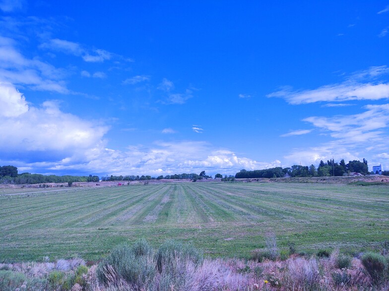 2300 Washington Ave, Burley, ID for sale - Building Photo - Image 3 of 7