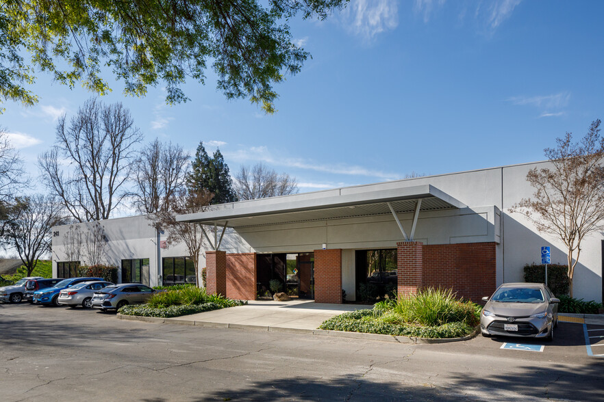 241 Lathrop Way, Sacramento, CA for lease - Building Photo - Image 2 of 7