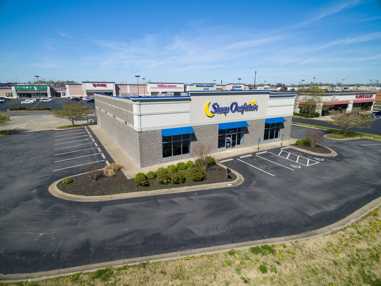 2875 James Sanders Blvd, Paducah, KY for sale - Building Photo - Image 1 of 1