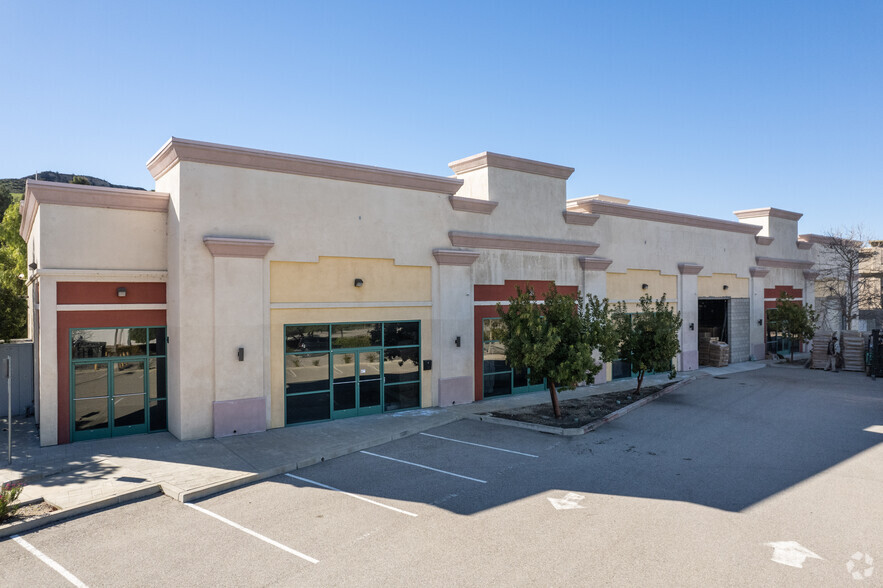 31905 Castaic Rd, Castaic, CA for lease - Primary Photo - Image 2 of 2