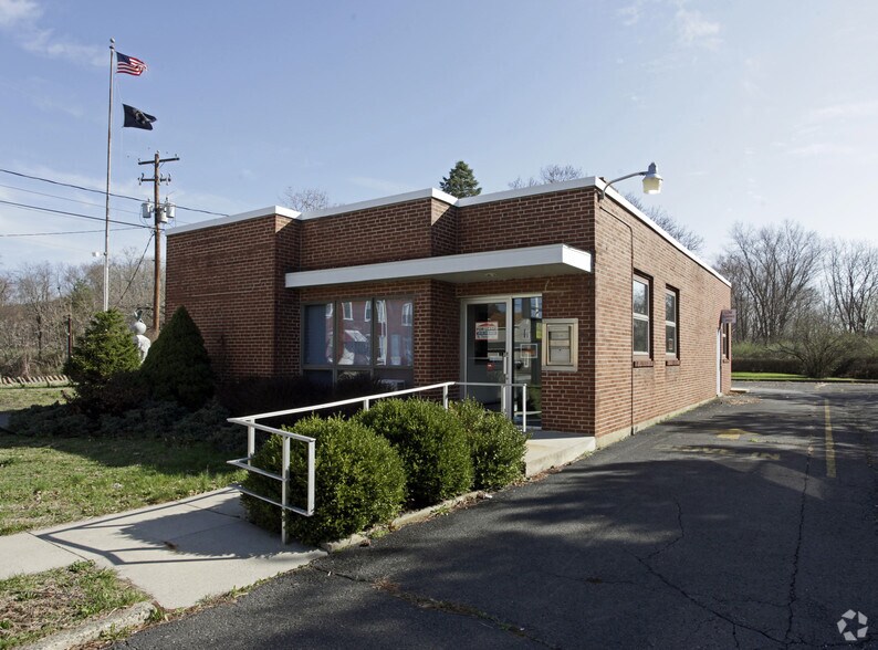 101 S Front St, Auburn, PA 17922