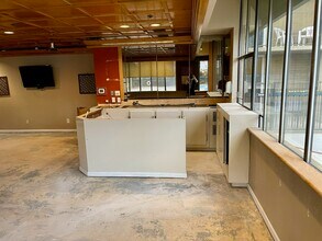 9 N 9th St, Yakima, WA for lease Building Photo- Image 2 of 12