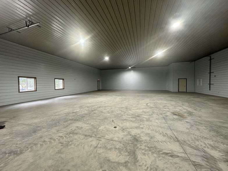 2549 Cottontail rd, Bozeman, MT for lease - Building Photo - Image 2 of 27