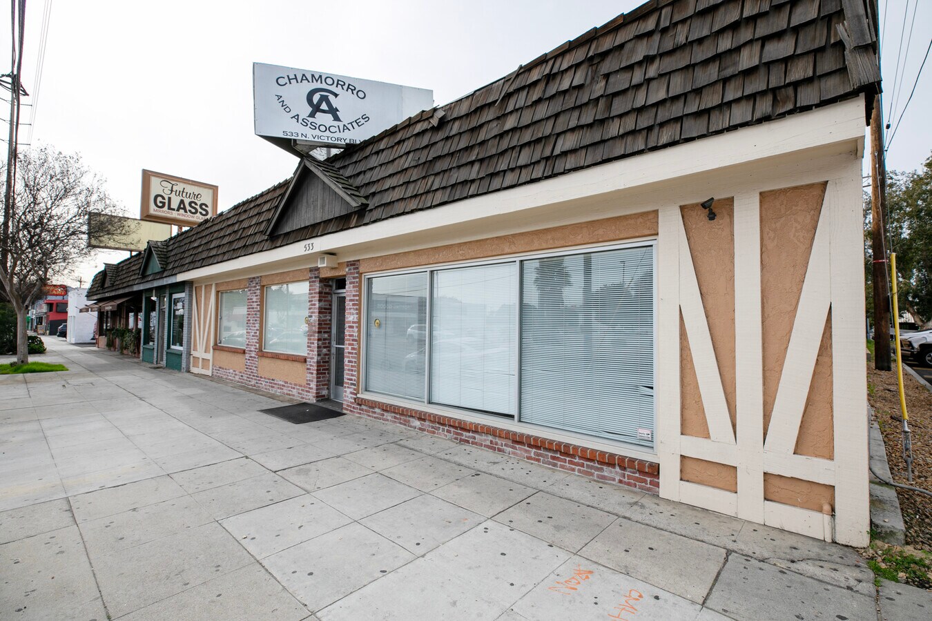 533 N Victory Blvd, Burbank, CA 91502