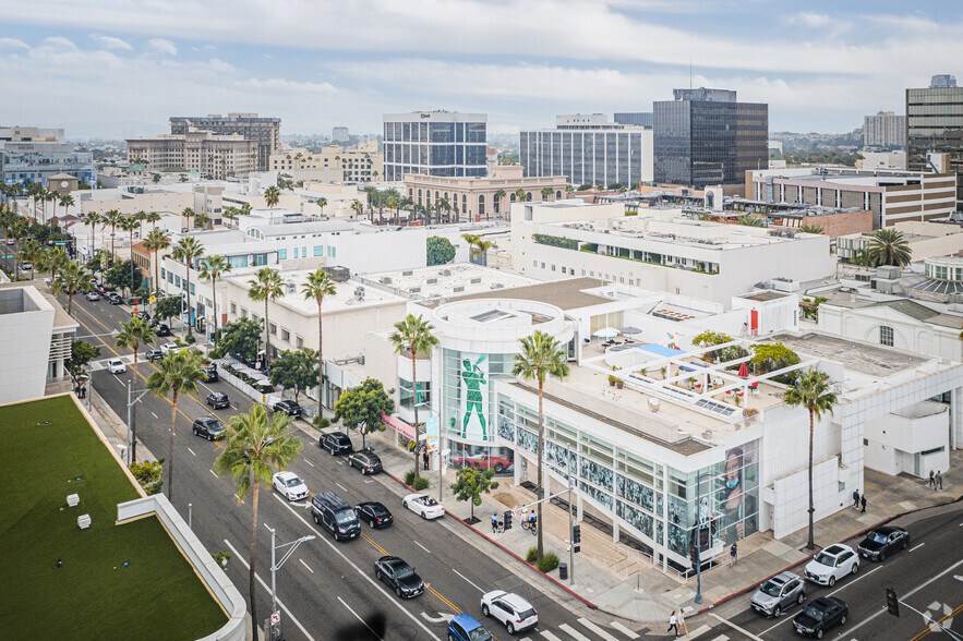 327-331 N Beverly Dr, Beverly Hills, CA for lease - Aerial - Image 3 of 4