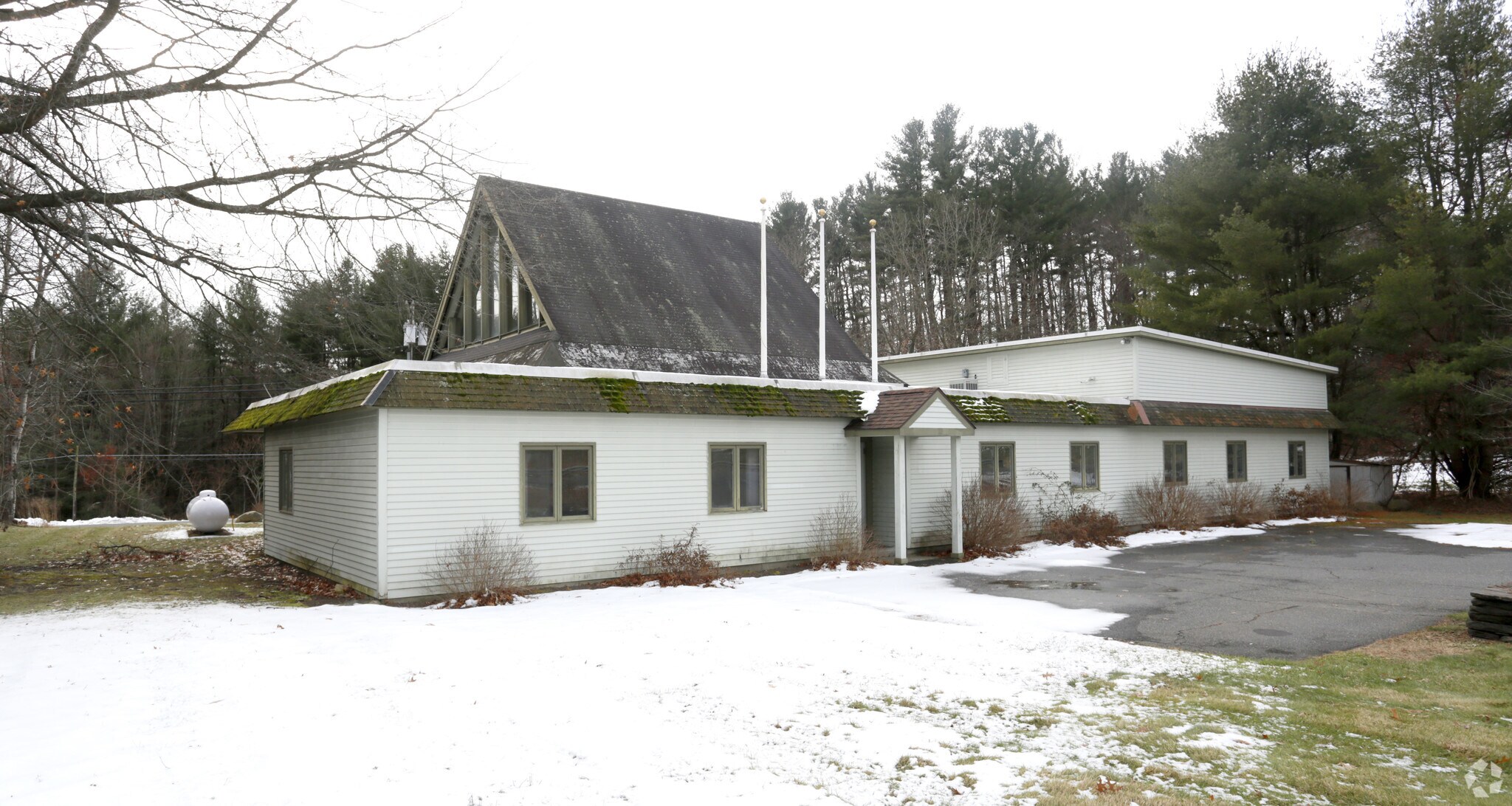 623 Mohawk Trl, Shelburne Falls, MA for sale Primary Photo- Image 1 of 1